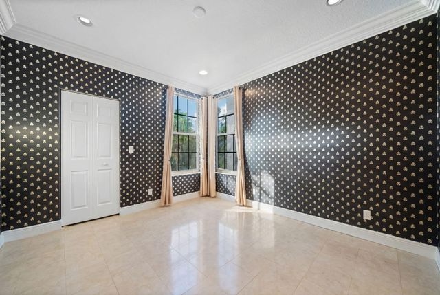 15273 SW 37th Street, Davie, FL 33331