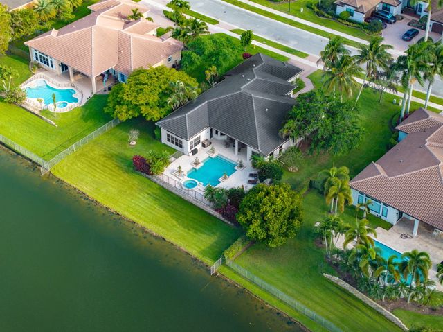 15273 SW 37th Street, Davie, FL 33331