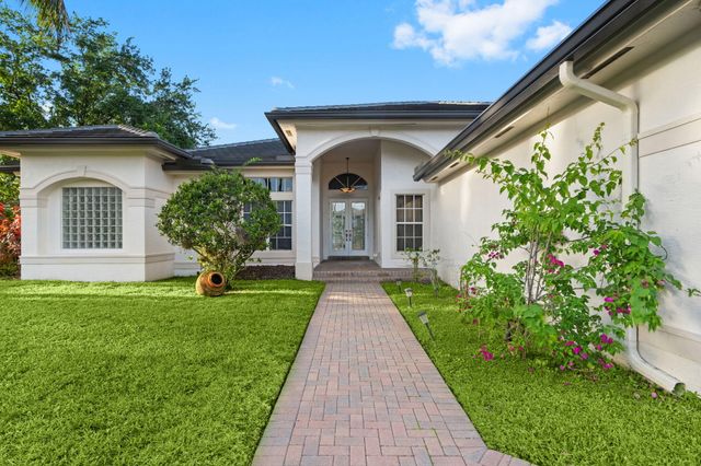 15273 SW 37th Street, Davie, FL 33331