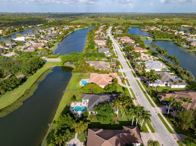 15273 SW 37th Street, Davie, FL 33331