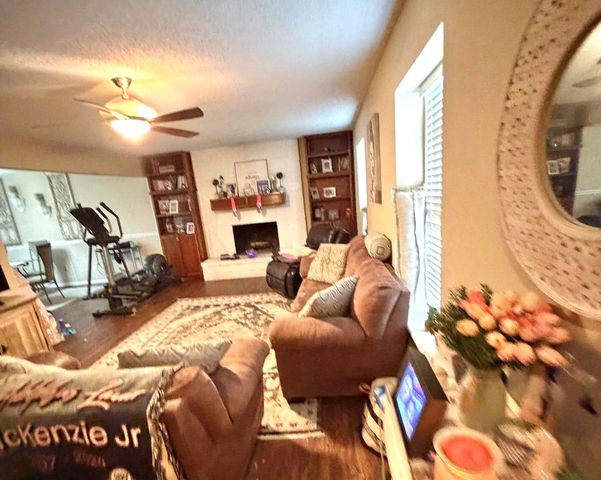 25539 Chapel Ridge Lane, Spring, TX 77373