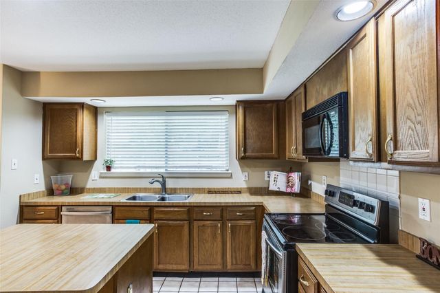 25539 Chapel Ridge Lane, Spring, TX 77373