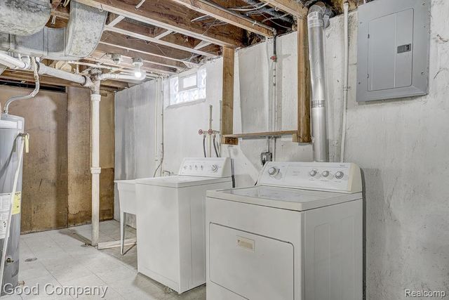 967 E Shevlin Avenue, Hazel Park, MI 48030