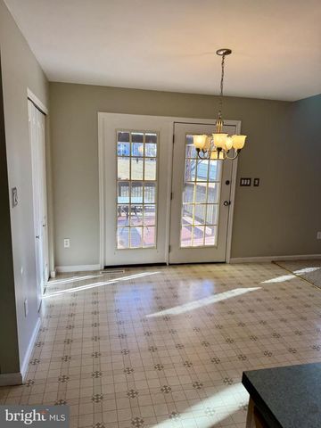 160 BULLS HEAD RD, Pottsville, PA 17901