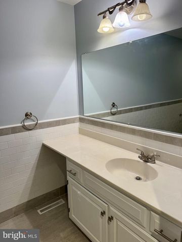 160 BULLS HEAD RD, Pottsville, PA 17901