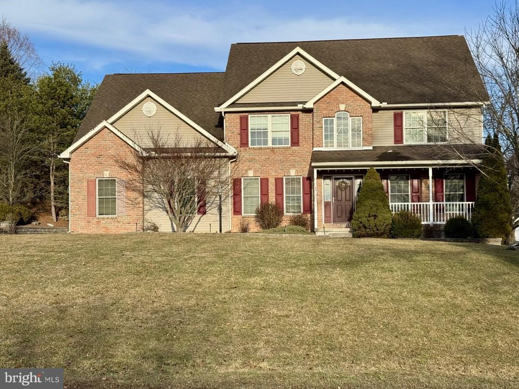 160 BULLS HEAD RD, Pottsville, PA 17901