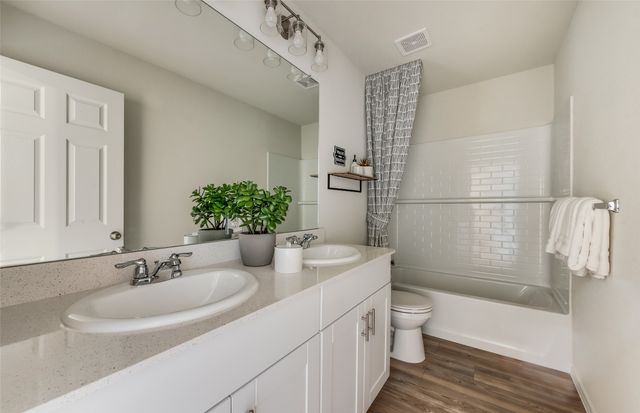 2044 Pleasant Knoll Circle, Forney, TX 75126