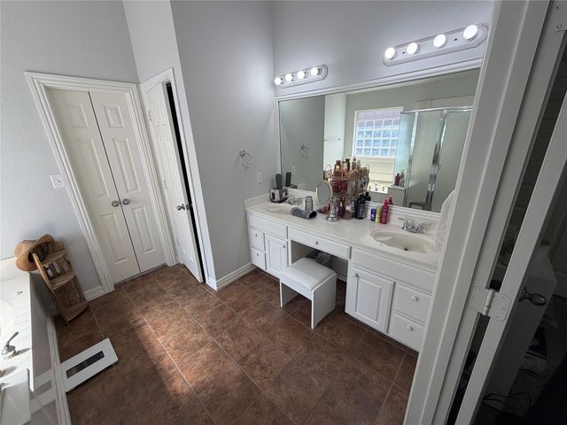 703 Chandler Court, Allen, TX 75002