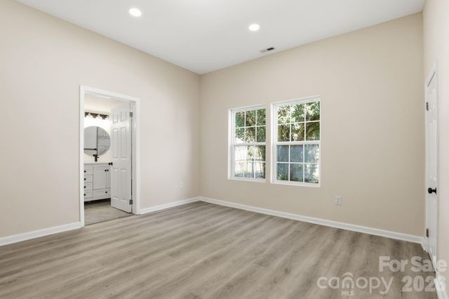 359 Ann Street NW, Concord, NC 28025