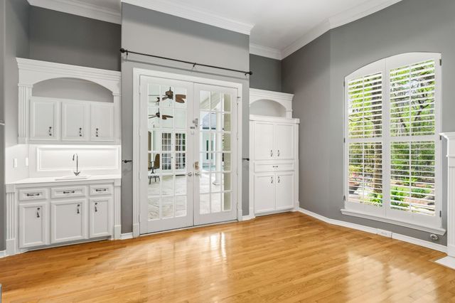 55 Benton Woods Circle, The Woodlands, TX 77382