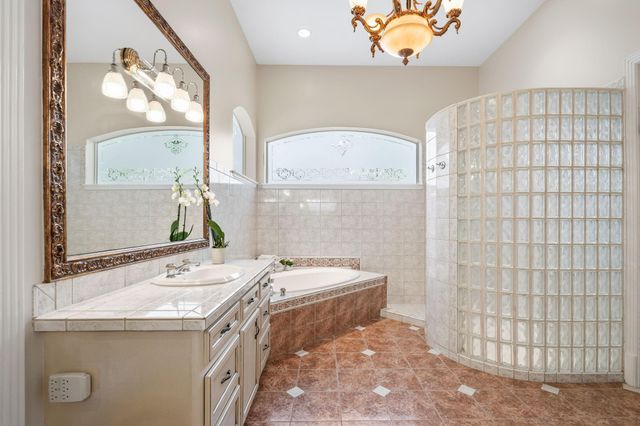 55 Benton Woods Circle, The Woodlands, TX 77382