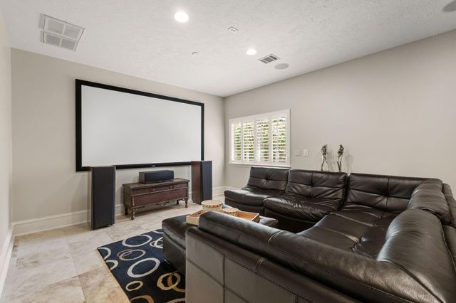 55 Benton Woods Circle, The Woodlands, TX 77382