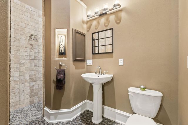 55 Benton Woods Circle, The Woodlands, TX 77382