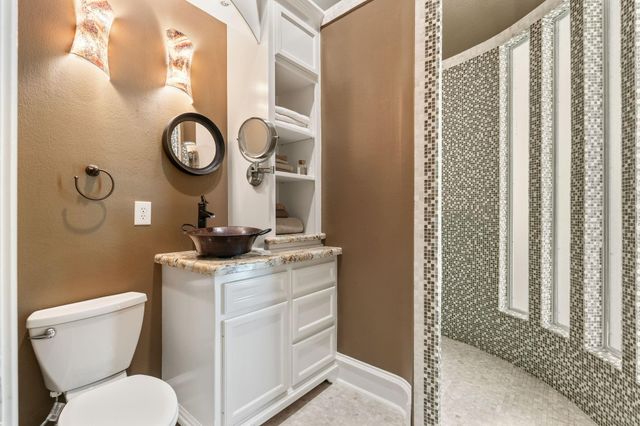 55 Benton Woods Circle, The Woodlands, TX 77382