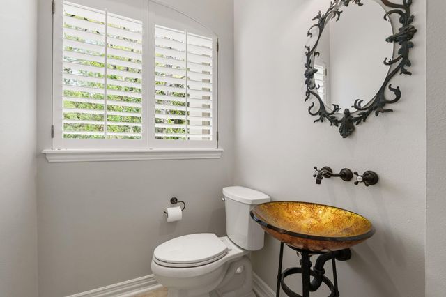 55 Benton Woods Circle, The Woodlands, TX 77382