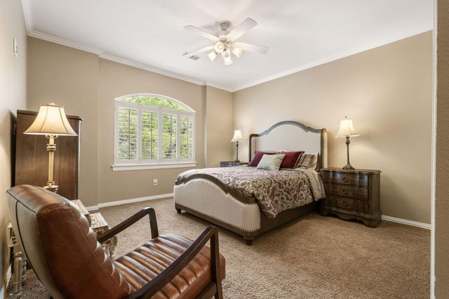 55 Benton Woods Circle, The Woodlands, TX 77382