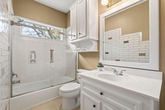 55 Benton Woods Circle, The Woodlands, TX 77382