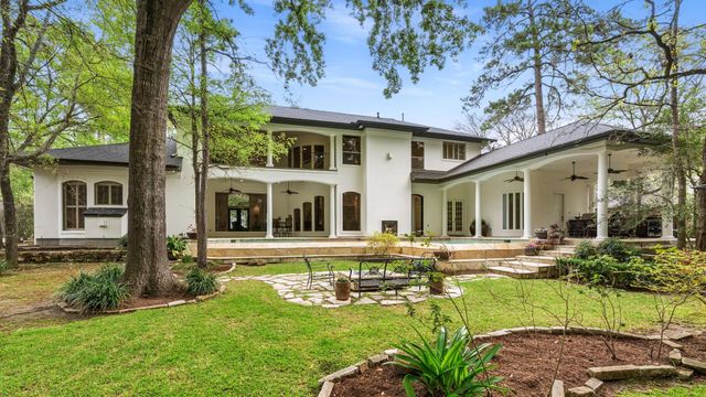 55 Benton Woods Circle, The Woodlands, TX 77382