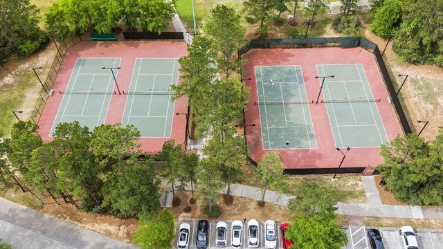 55 Benton Woods Circle, The Woodlands, TX 77382