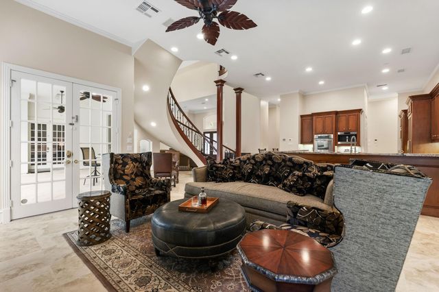 55 Benton Woods Circle, The Woodlands, TX 77382