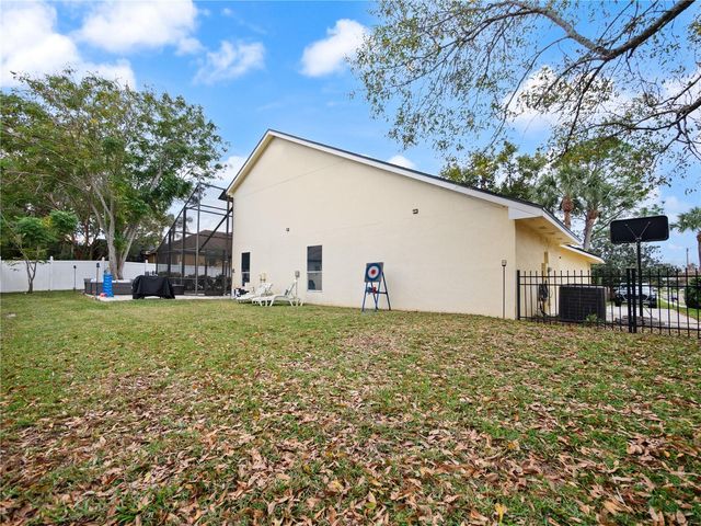 1096 NEW CASTLE LANE, Oviedo, FL 32765