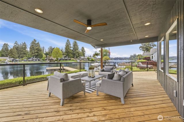 29250 218th Place SE, Black Diamond, WA 98010