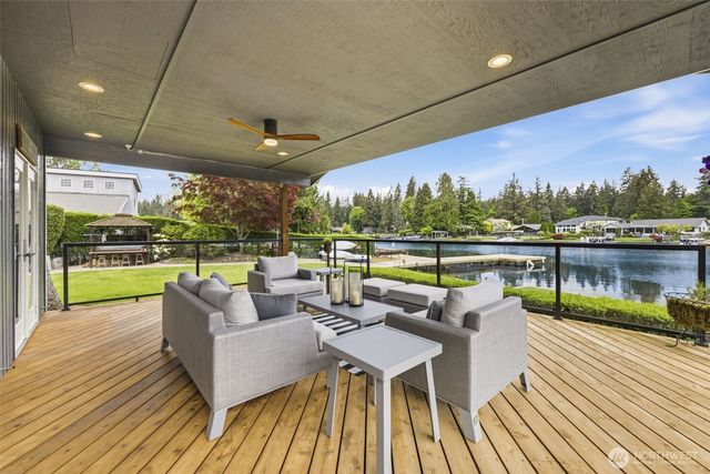 29250 218th Place SE, Black Diamond, WA 98010