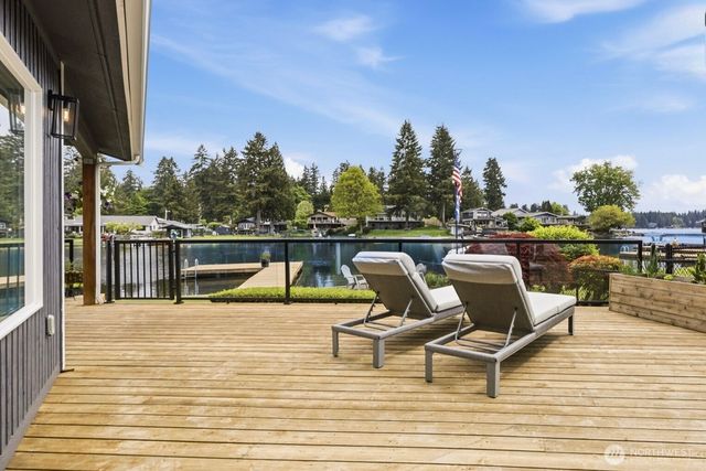 29250 218th Place SE, Black Diamond, WA 98010