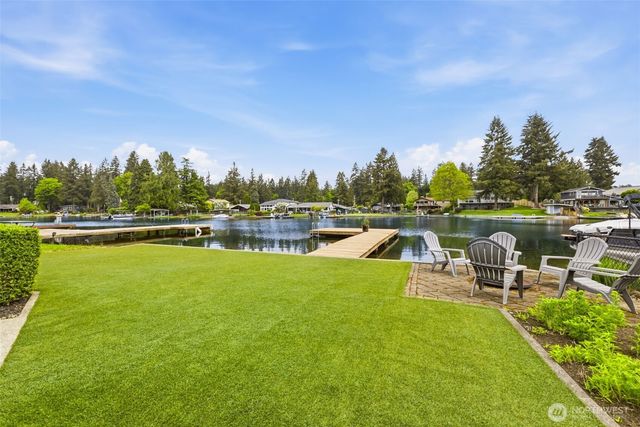 29250 218th Place SE, Black Diamond, WA 98010