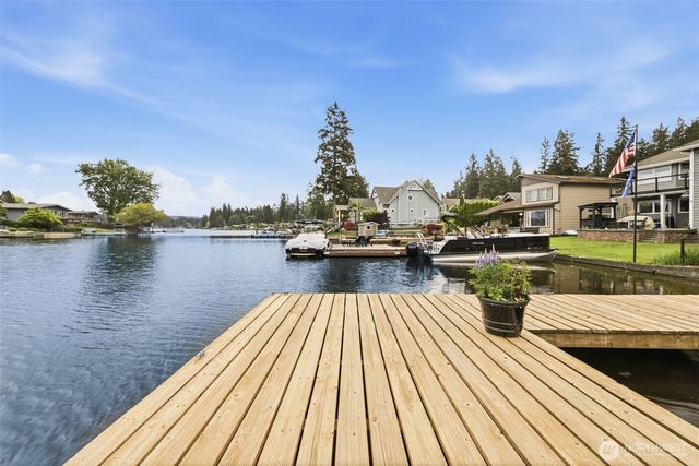 29250 218th Place SE, Black Diamond, WA 98010