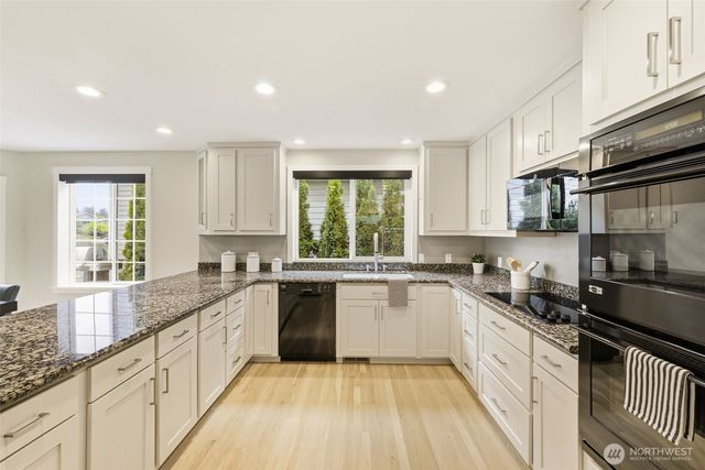 29250 218th Place SE, Black Diamond, WA 98010
