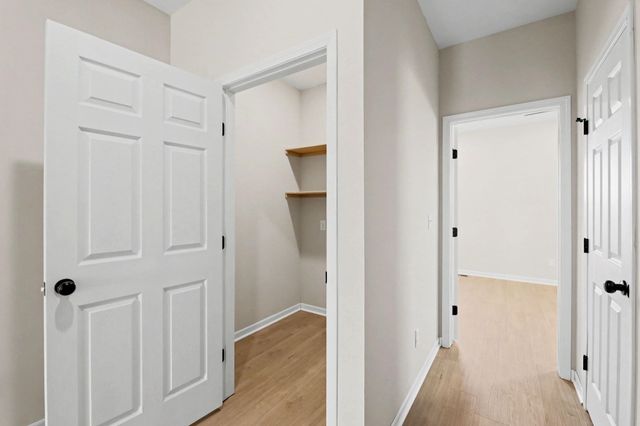 9237 E Fox Pointe Ct, Bel Aire, KS 67226