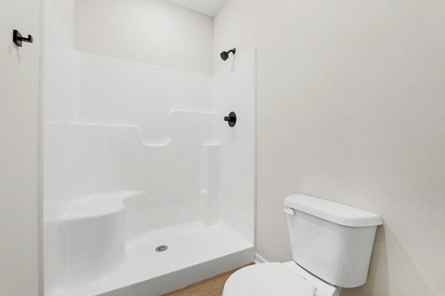 9237 E Fox Pointe Ct, Bel Aire, KS 67226