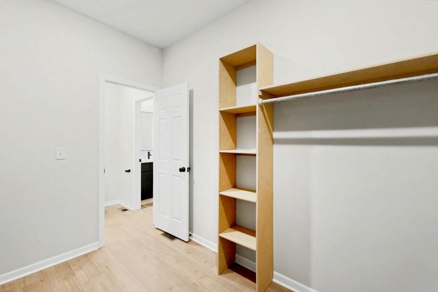 9237 E Fox Pointe Ct, Bel Aire, KS 67226