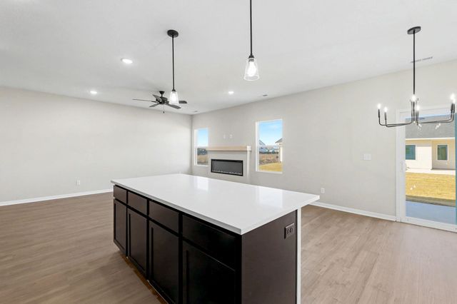 9237 E Fox Pointe Ct, Bel Aire, KS 67226