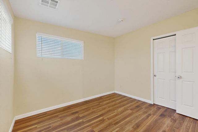 1237 Pitt Street NE, Albuquerque, NM 87112