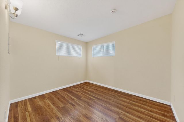 1237 Pitt Street NE, Albuquerque, NM 87112