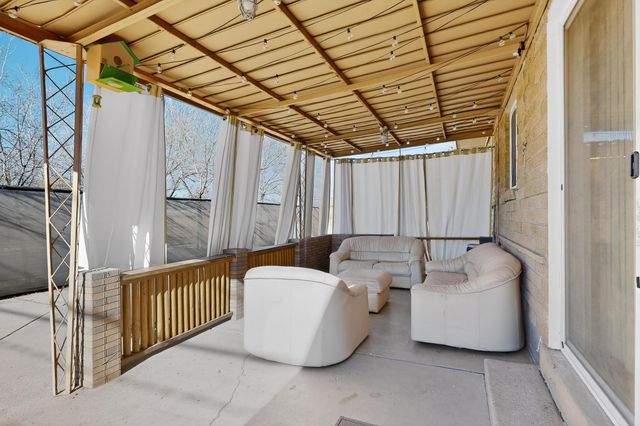 1237 Pitt Street NE, Albuquerque, NM 87112