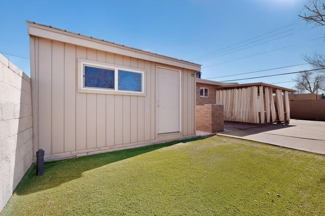 1237 Pitt Street NE, Albuquerque, NM 87112