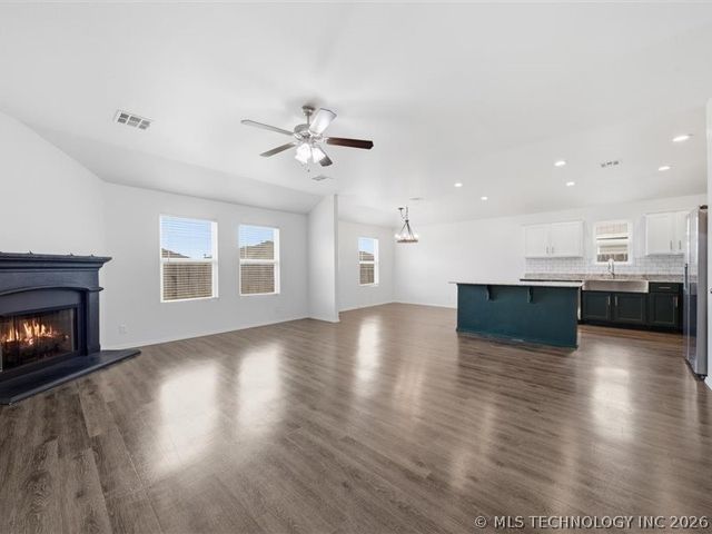 6048 E 146th Place S, Bixby, OK 74008