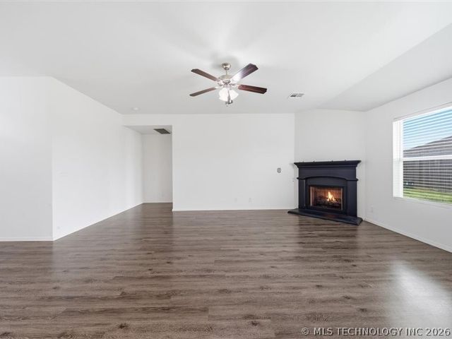 6048 E 146th Place S, Bixby, OK 74008