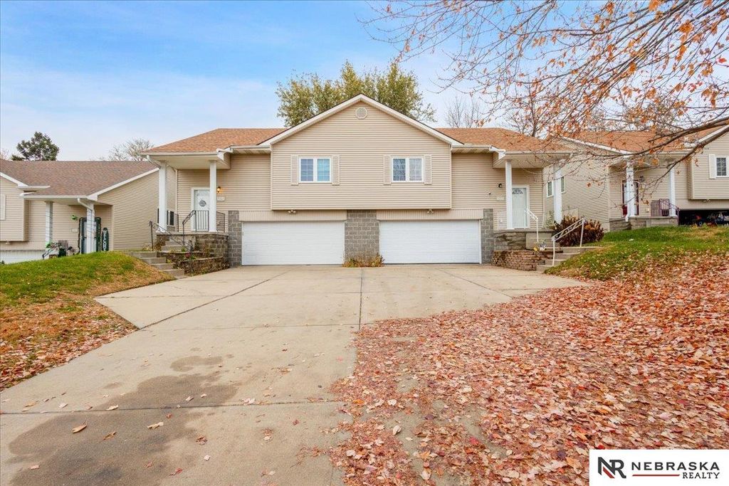 9221 & 9223 Blondo Street, Omaha, NE 68134