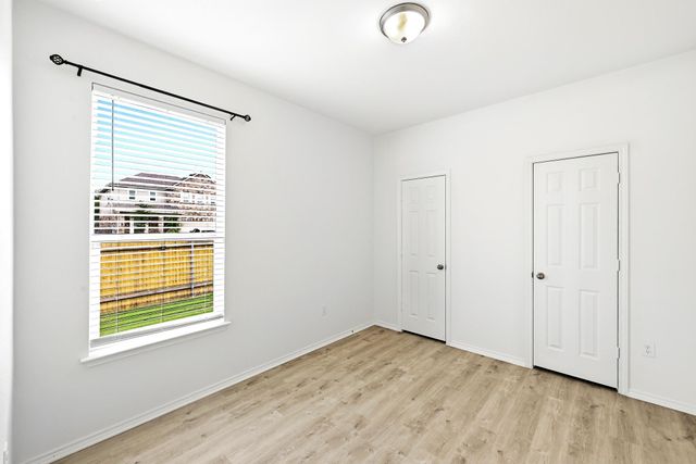 501 Ayinger LN, Austin, TX 78728