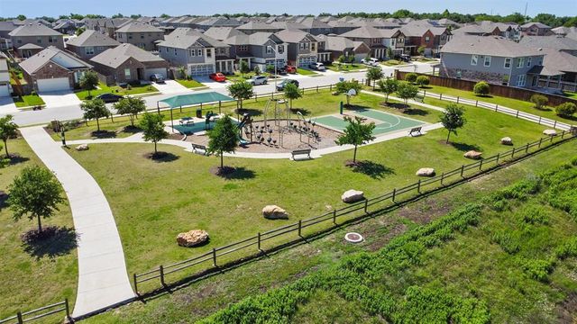 501 Ayinger LN, Austin, TX 78728