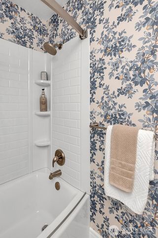 17323 26th Avenue SE, Bothell, WA 98012