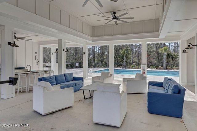 230 E Maritt Street, Hampstead, NC 28443