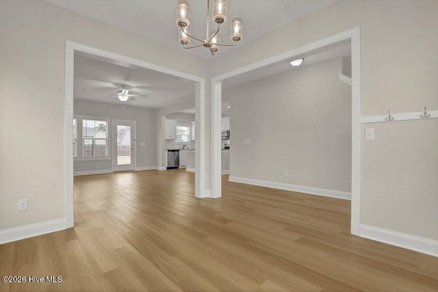 230 E Maritt Street, Hampstead, NC 28443