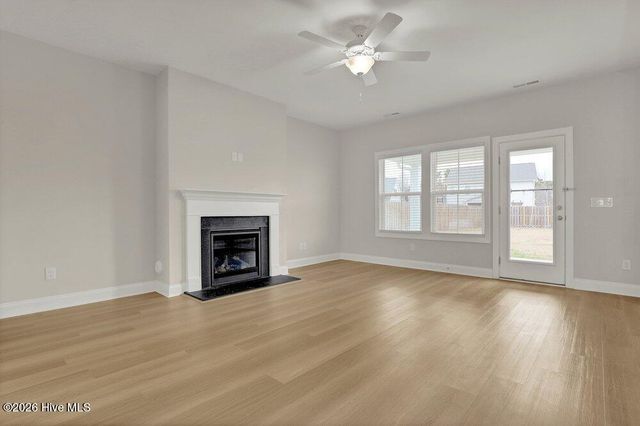 230 E Maritt Street, Hampstead, NC 28443