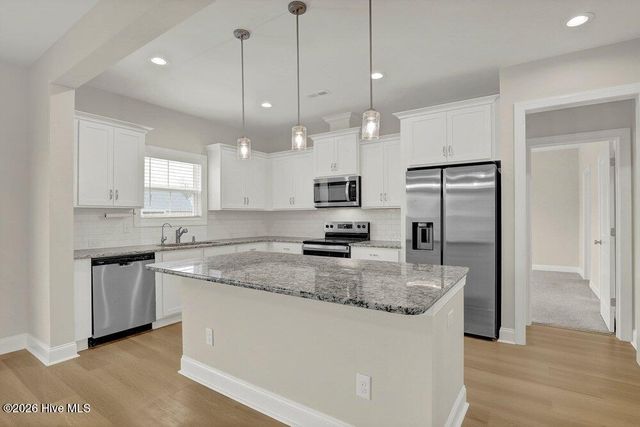 230 E Maritt Street, Hampstead, NC 28443