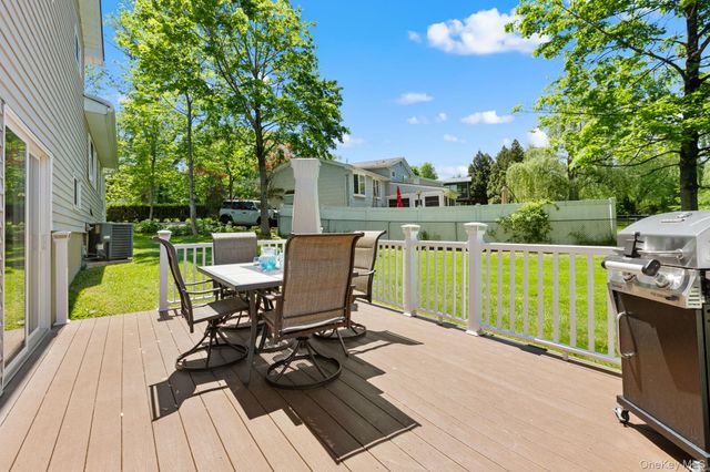 351 London Road, Yorktown Heights, NY 10598